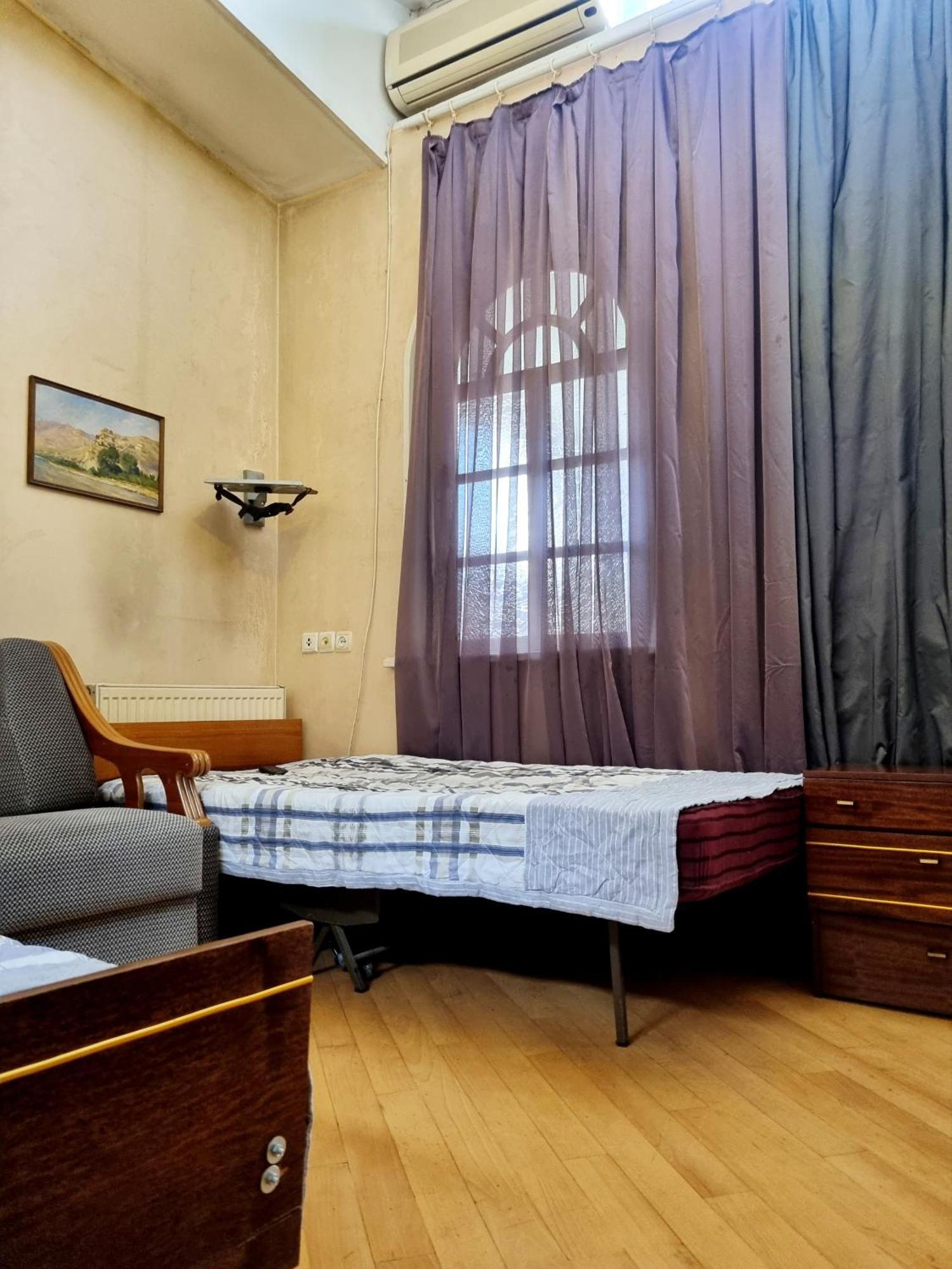 Hotel Polonia Tbilisi House Extérieur photo